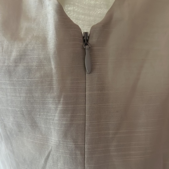 Brand new cotton/ silk size 2 dress with a liner - Picture 8 of 9
